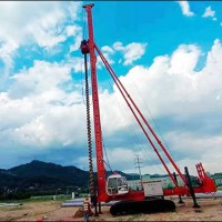 北京长螺旋桩机/鼎峰工程机械订做履带钻机