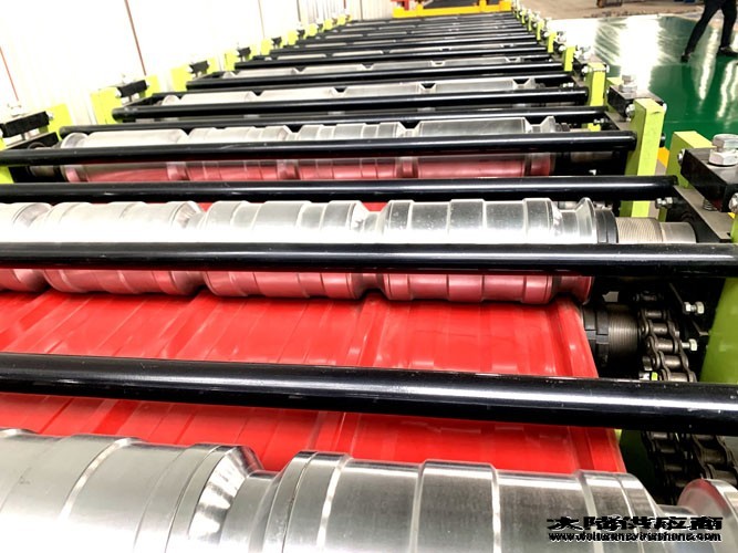 沧州市泊头市浩洋机械实体生产厂热轧不锈钢复合板工平板机13831703585(微信同号)