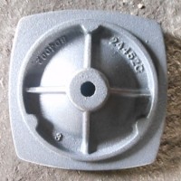 河南球铁铸件企业/艺兴铸造/来图加工球墨铸铁泵盖